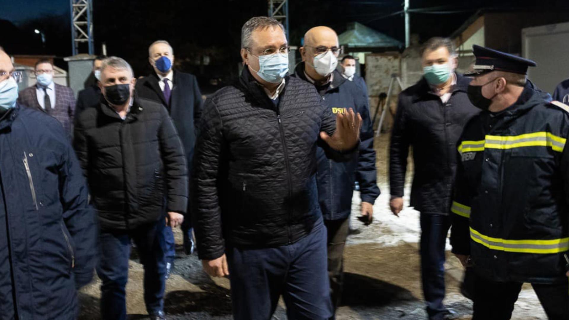  Premierul Ciucă a anunţat că 18 cetăţeni români care au fost blocați în Ucraina au ajuns în ţară