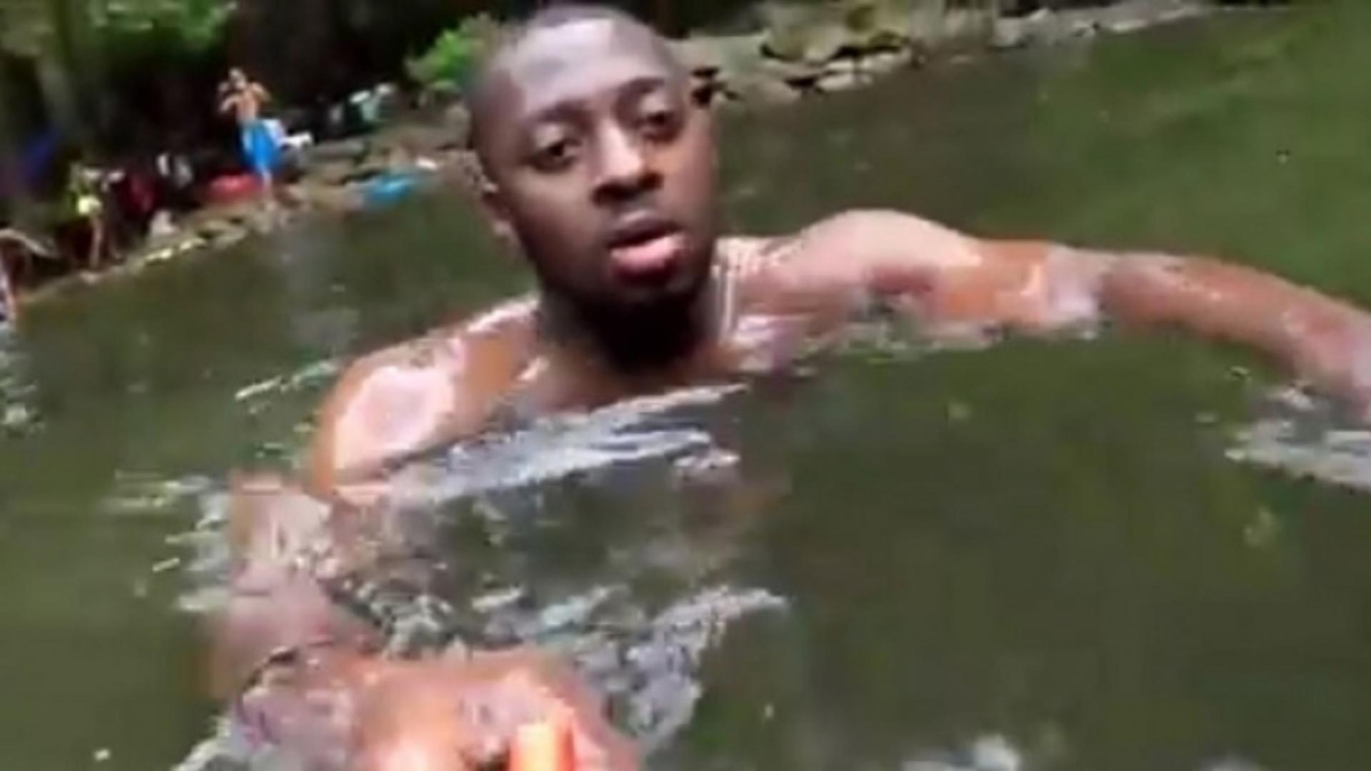 A găsit o cameră video în apă. A înghețat când a văzut imaginile: a privit moartea în ochi