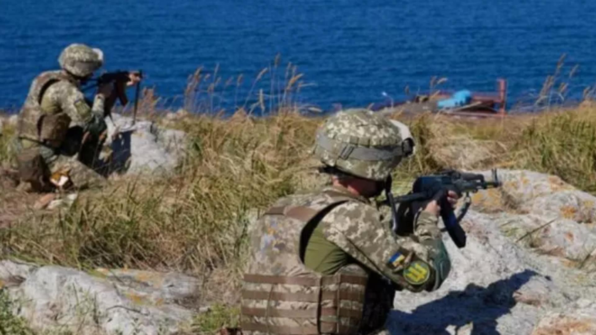 Răsturnare de situație: marina militară ucraineană spune că militarii de pe Insula Șerpilor SUNT ÎN VIAȚĂ