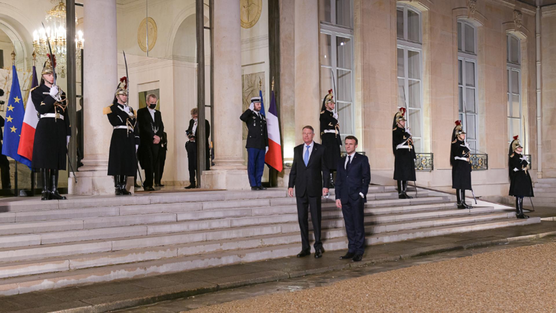 Klaus Iohannis, Emmanuel Macron, Paris, 16 februarie 2022 Foto: presidency.ro