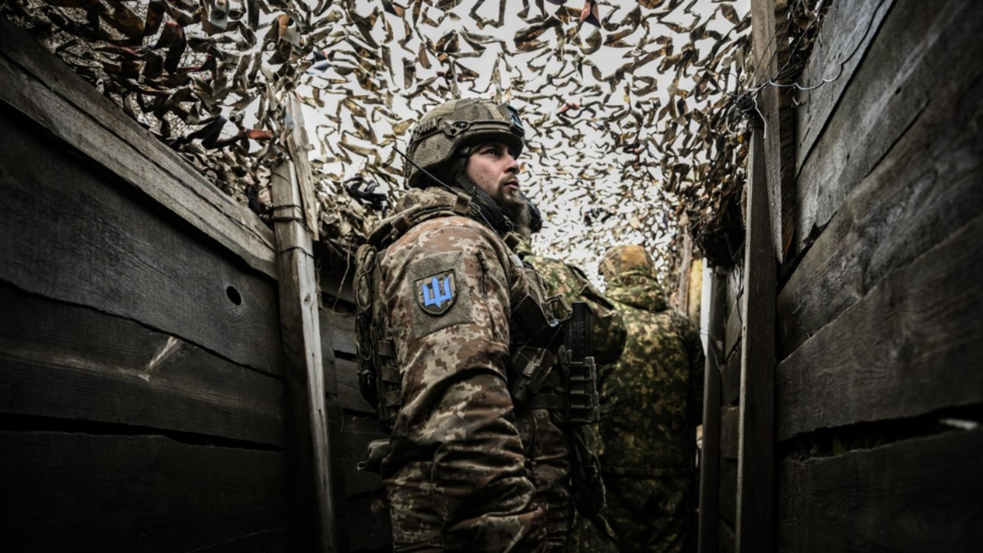 Emmanuel Macron anunţă că va accelera dislocarea de soldaţi în România / Foto: Profi Media