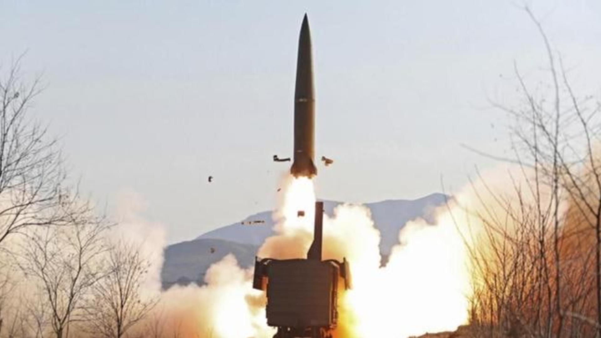 Uniunea Europeană CONDAMNĂ creşterea semnificativă a lansărilor ilegale de rachete de către Coreea de Nord