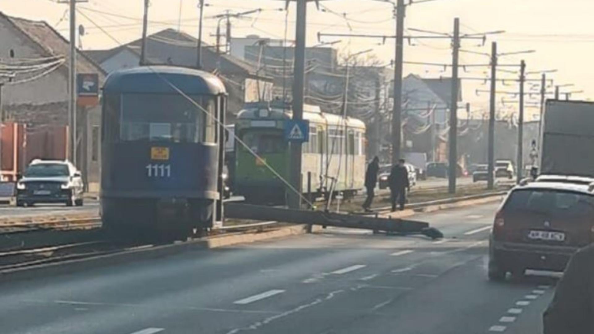 Tramvai deraiat în Arad. Foto/Arad Traffic