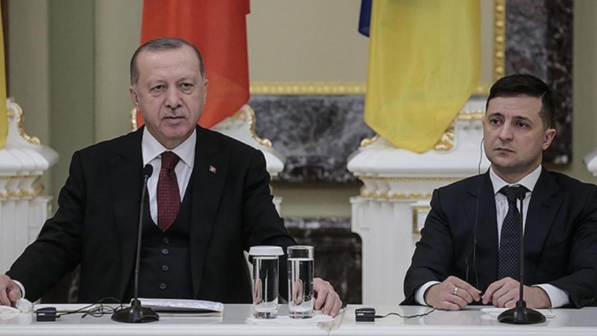 Turcia INTERZICE navele de război rusești în Marea Neagră - Zelenski îi mulțumește lui Erdogan