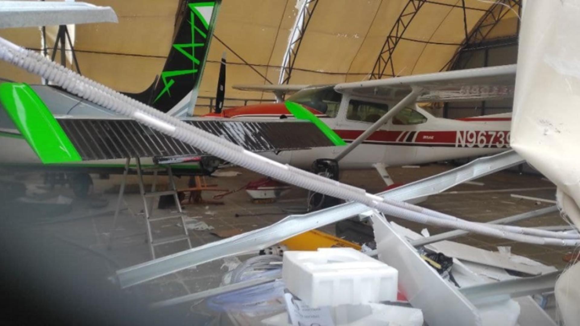 Avioanele ruse au distrus aerodromul Korotych de lângă Harkov/  Kharkiv Gryzodubova Aeroclub