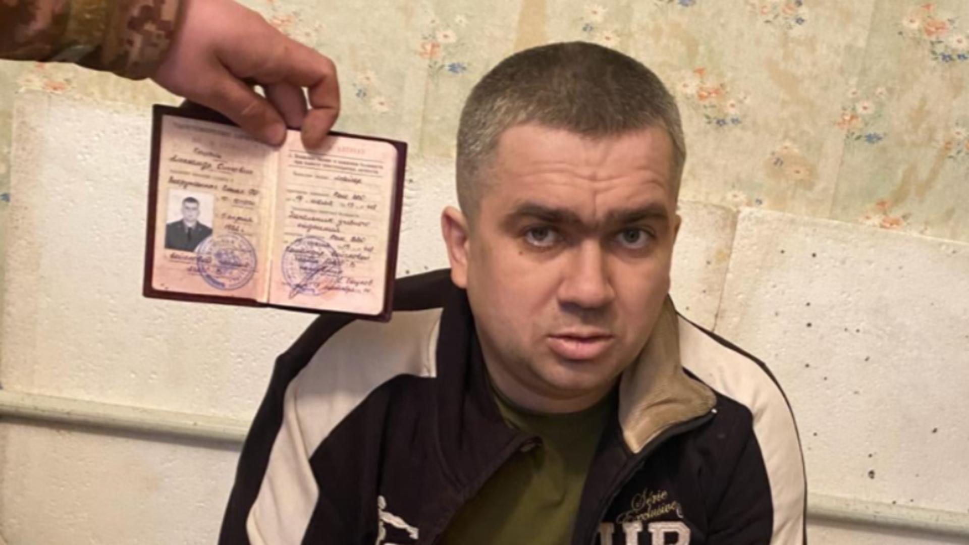 Ofițer rus capturat de armata ucraineană/ Captură foto Ukrinform