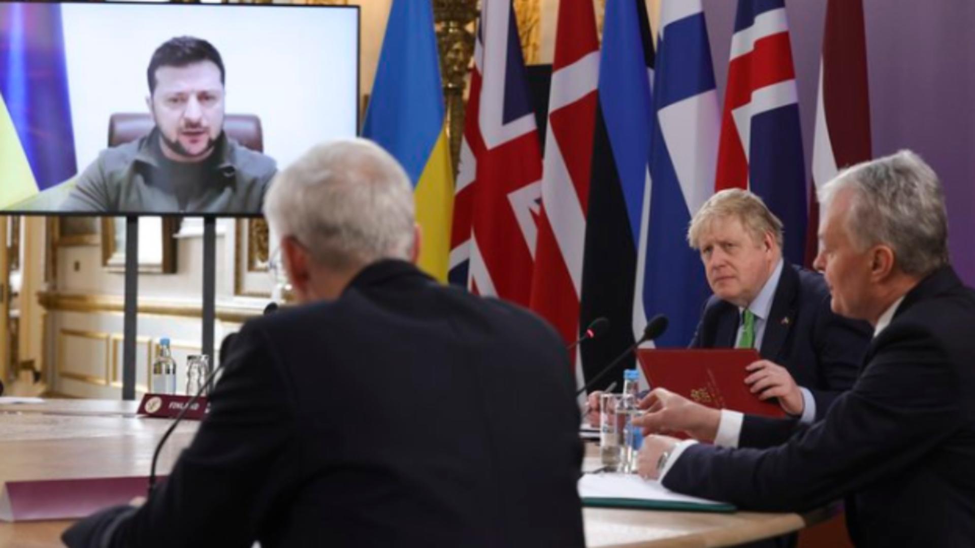 Volodimir Zelenski, președintele Ucrainei, într-un video call cu liderii europeni/ Captură Twitter