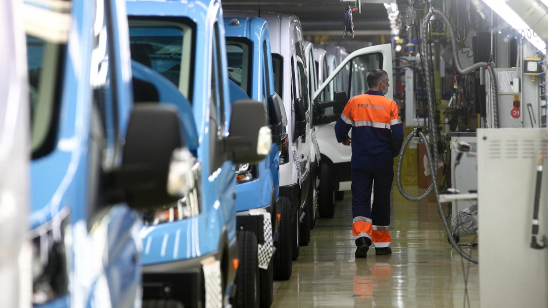 Fabricile auto din România, vânzări record anul trecut