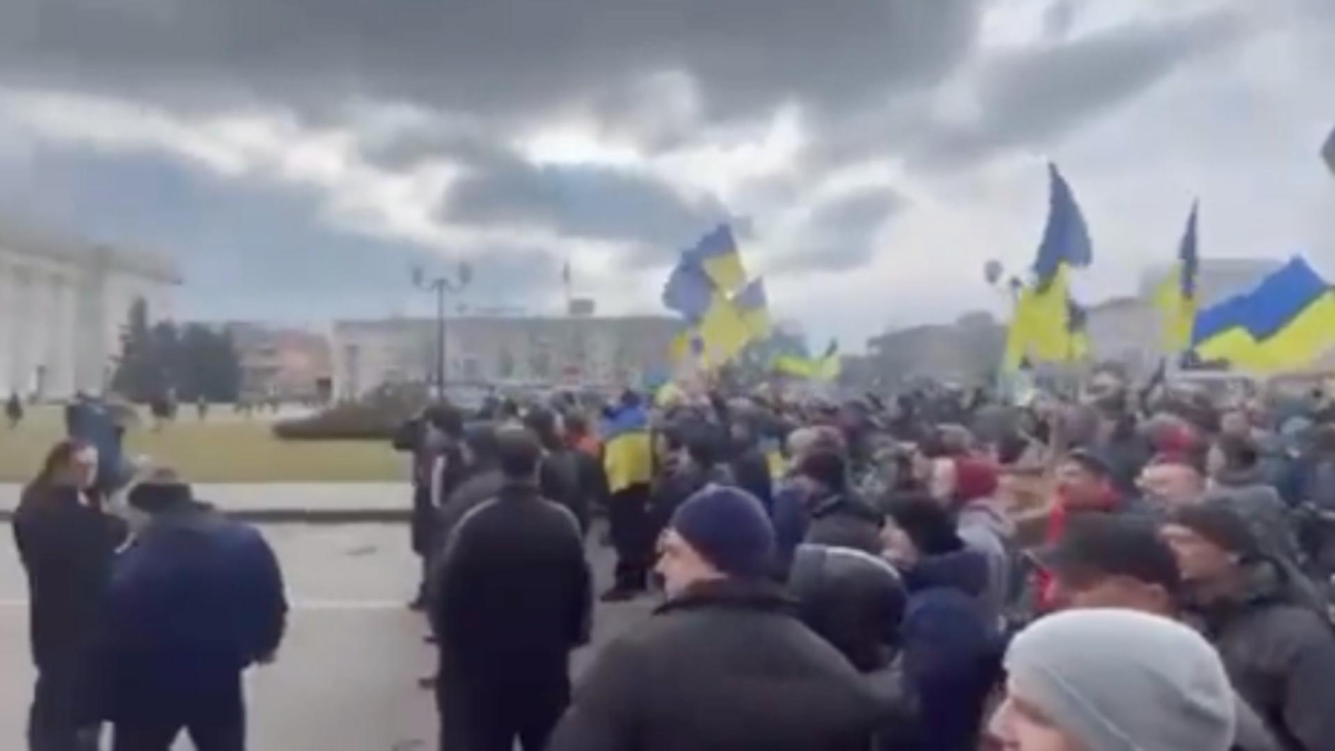 Război Ucraina. Administrația prorusă din Herson cere populației civile să părăsească orașul