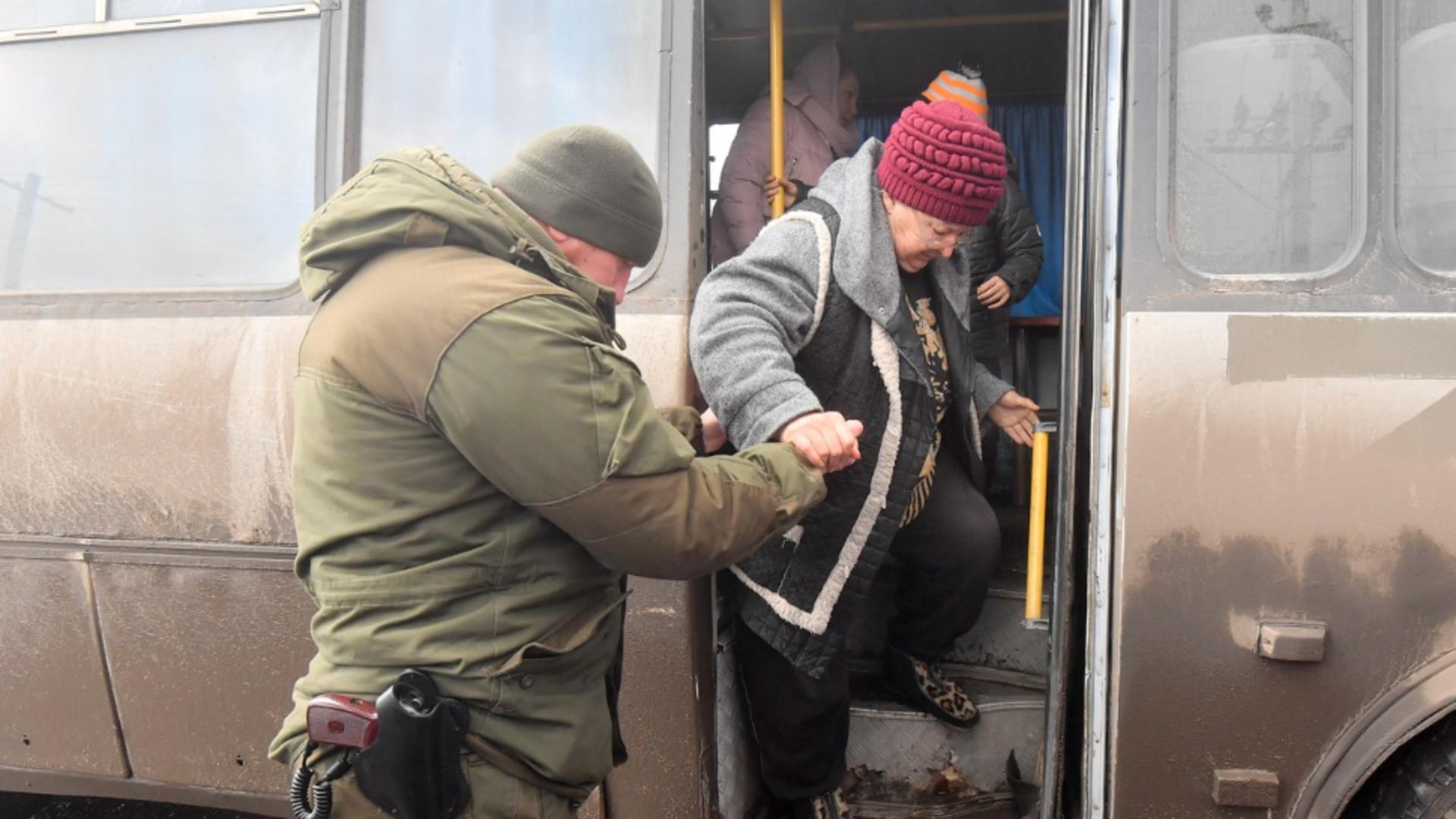 Operațiune de evacuare civili Mariupol/Profimedia