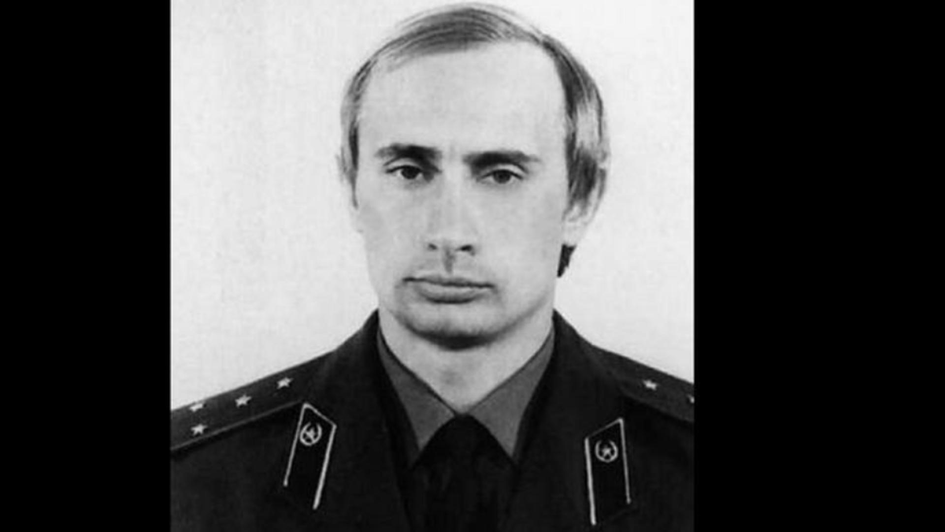Vladimir Putin, în perioada KGB, Germania Foto: DW.com