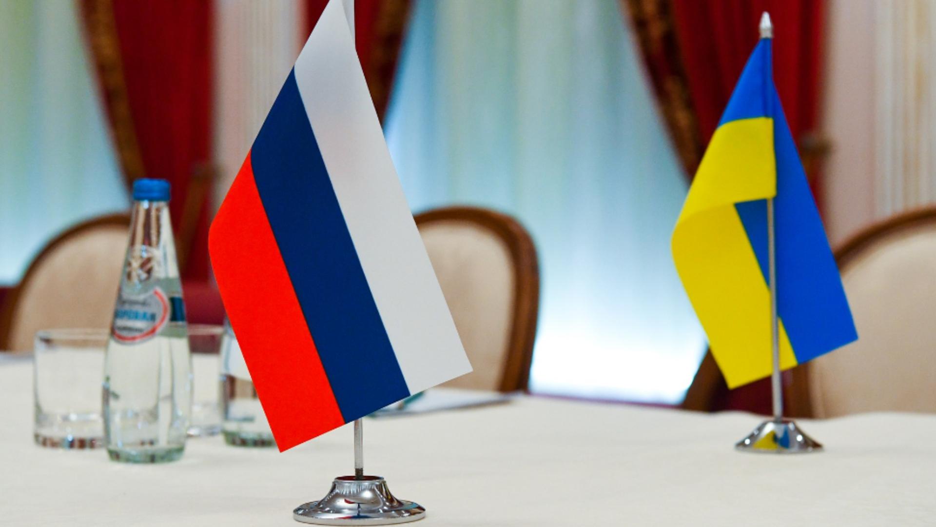 Negocierile Rusia-Ucraina bat pasul pe loc. Foto/Profimedia