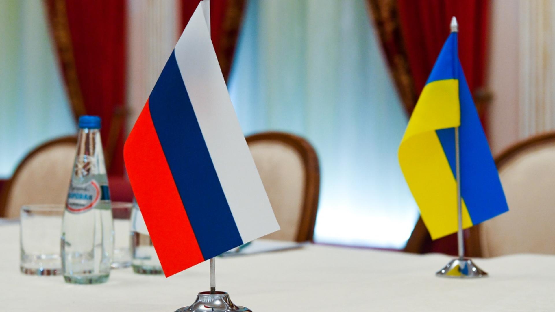 Negocieri dure între Rusia și Ucraina. Foto/Profimedia