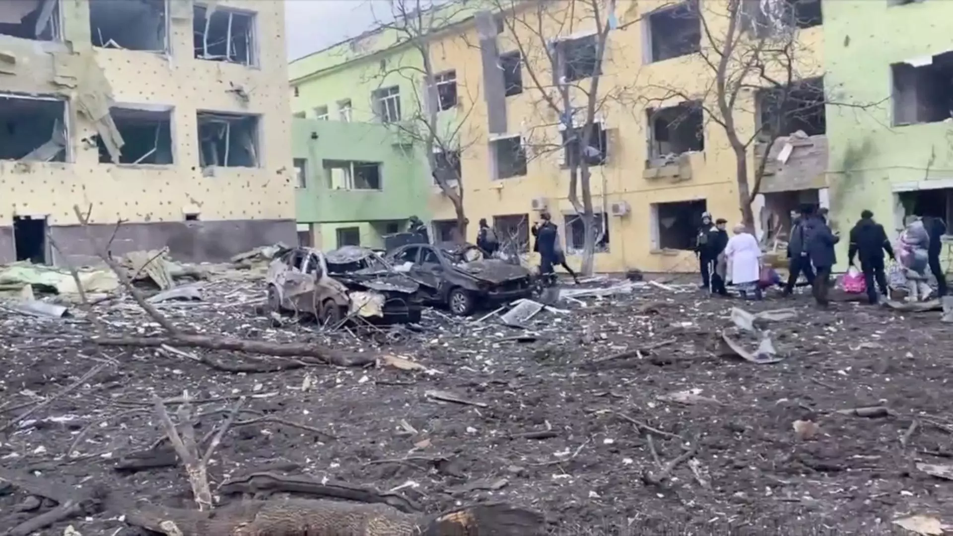 RĂZBOI Rusia-Ucraina ZIUA 25 - Locuitorii din Mariopol, duși cu forța în Rusia! Zelenski: "Situaţia din acest oraș va rămâne în memorie pentru secole" - LIVE TEXT