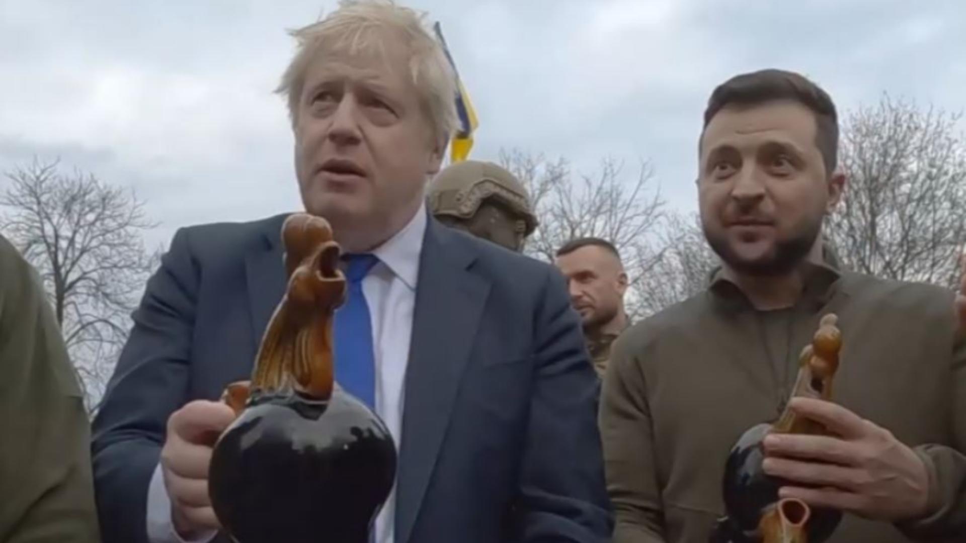 Boris Johnson cere aliaţilor Ucrainei sprijin ferm 