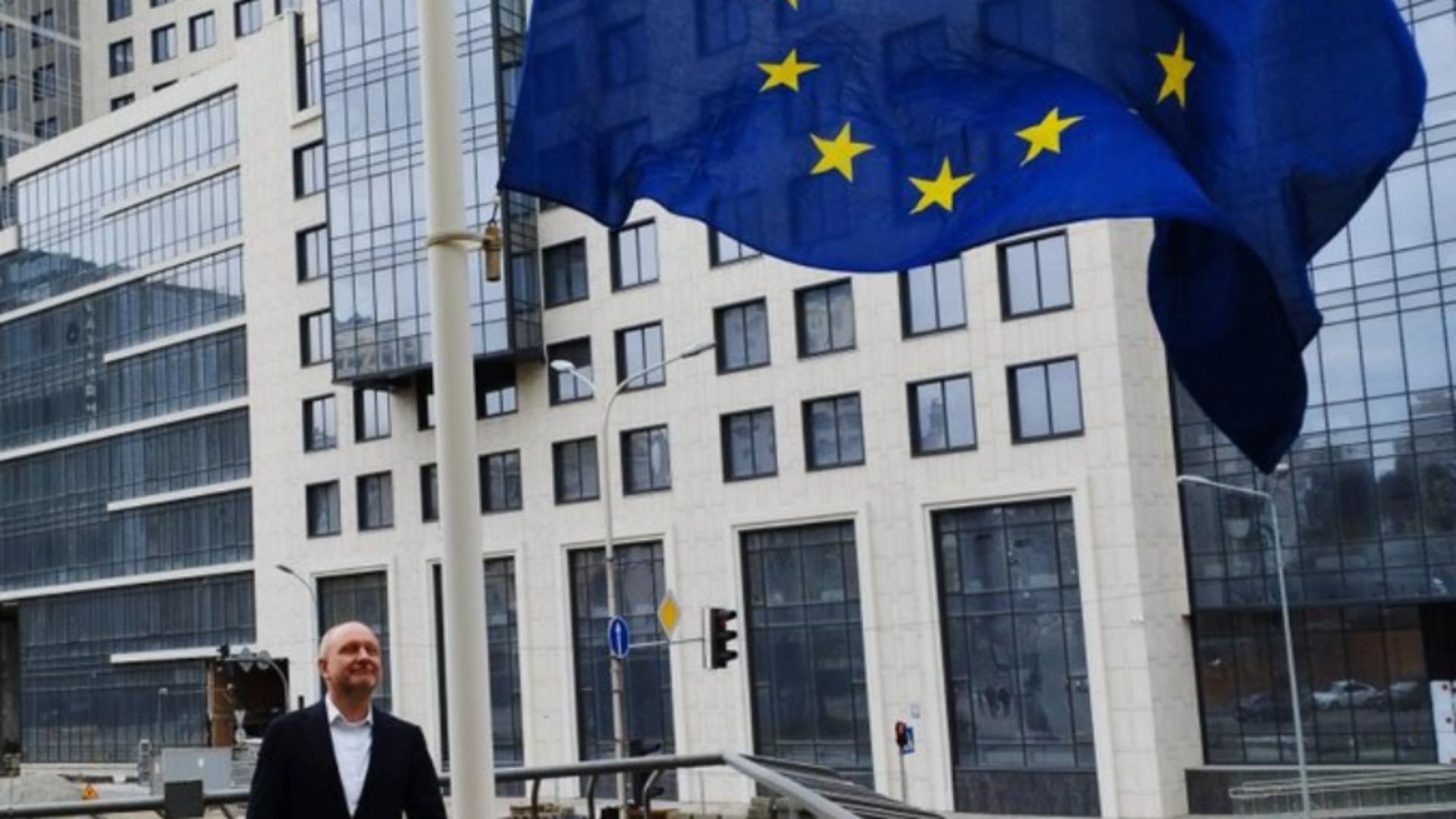 UE a revenit în capitala Ucrainei după 47 de zile de război - Și-a reluat activitatea diplomatică la Kiev