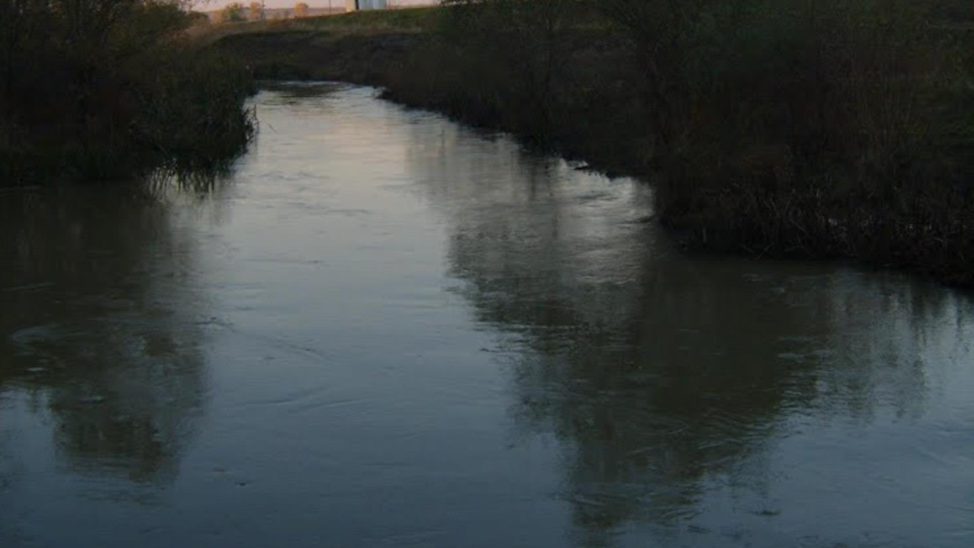 Moarte suspectă în râul Teleorman - Dosar penal după ce a fost găsit un bărbat înecat. Primele informații