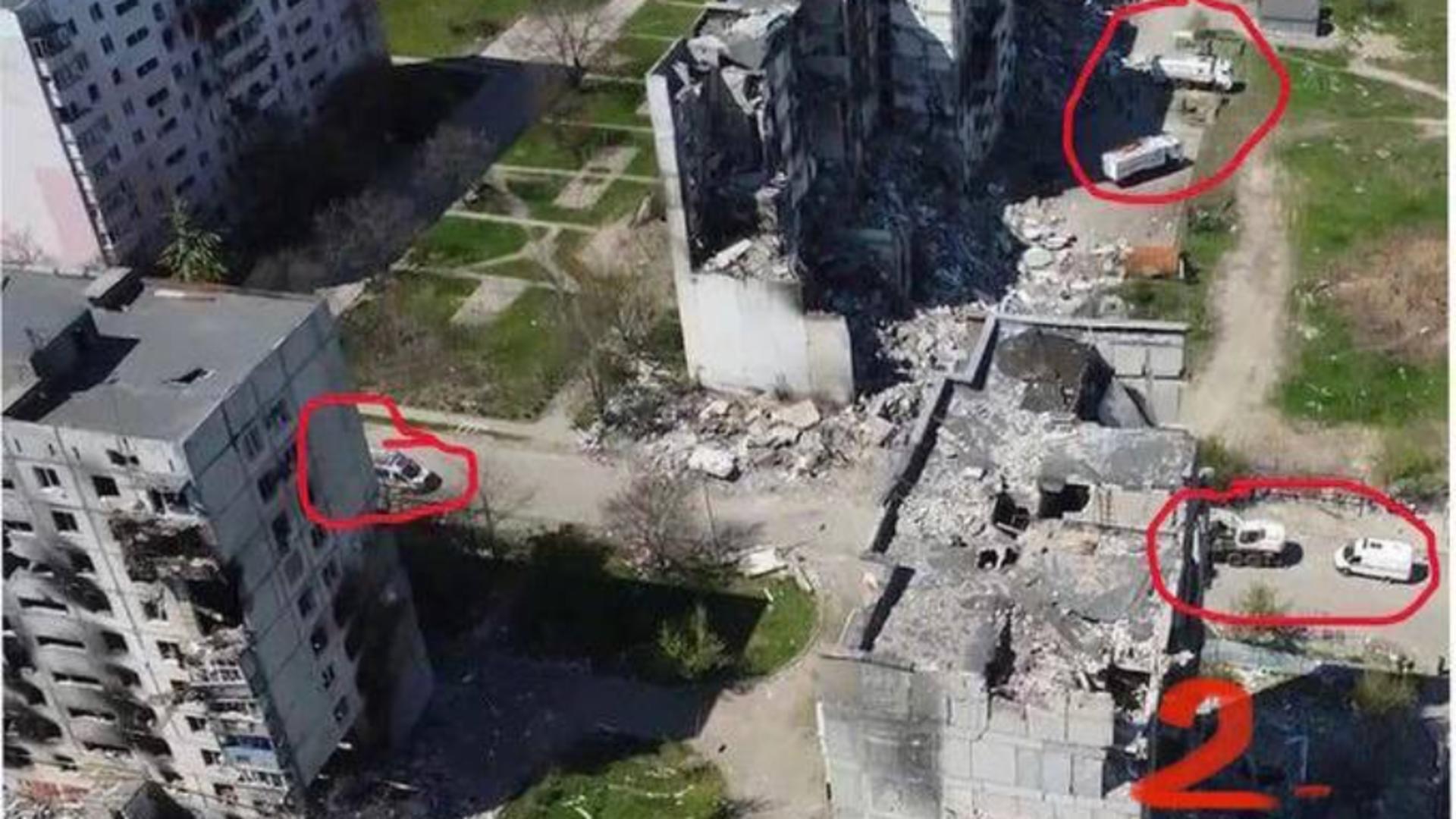 Cadavrele civililor uciși, scoase din Mariupol în camioane pentru „umanitari - IMAGINI ȘOCANTE