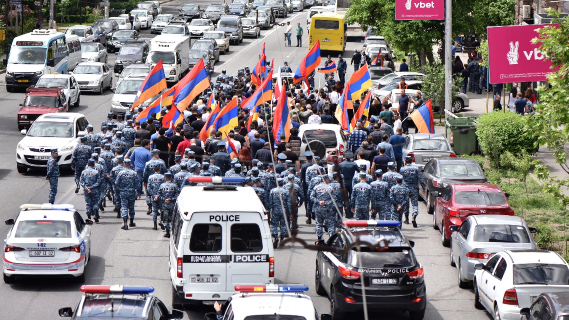 Proteste masive în Armenia / Foto: Profi Media