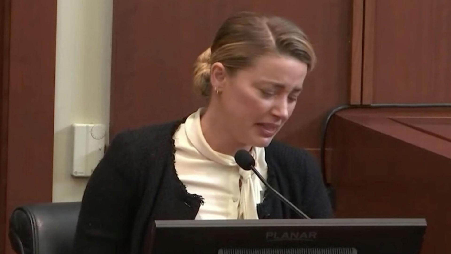 Amber Heard, în lacrimi la proces / Foto: Profi Media