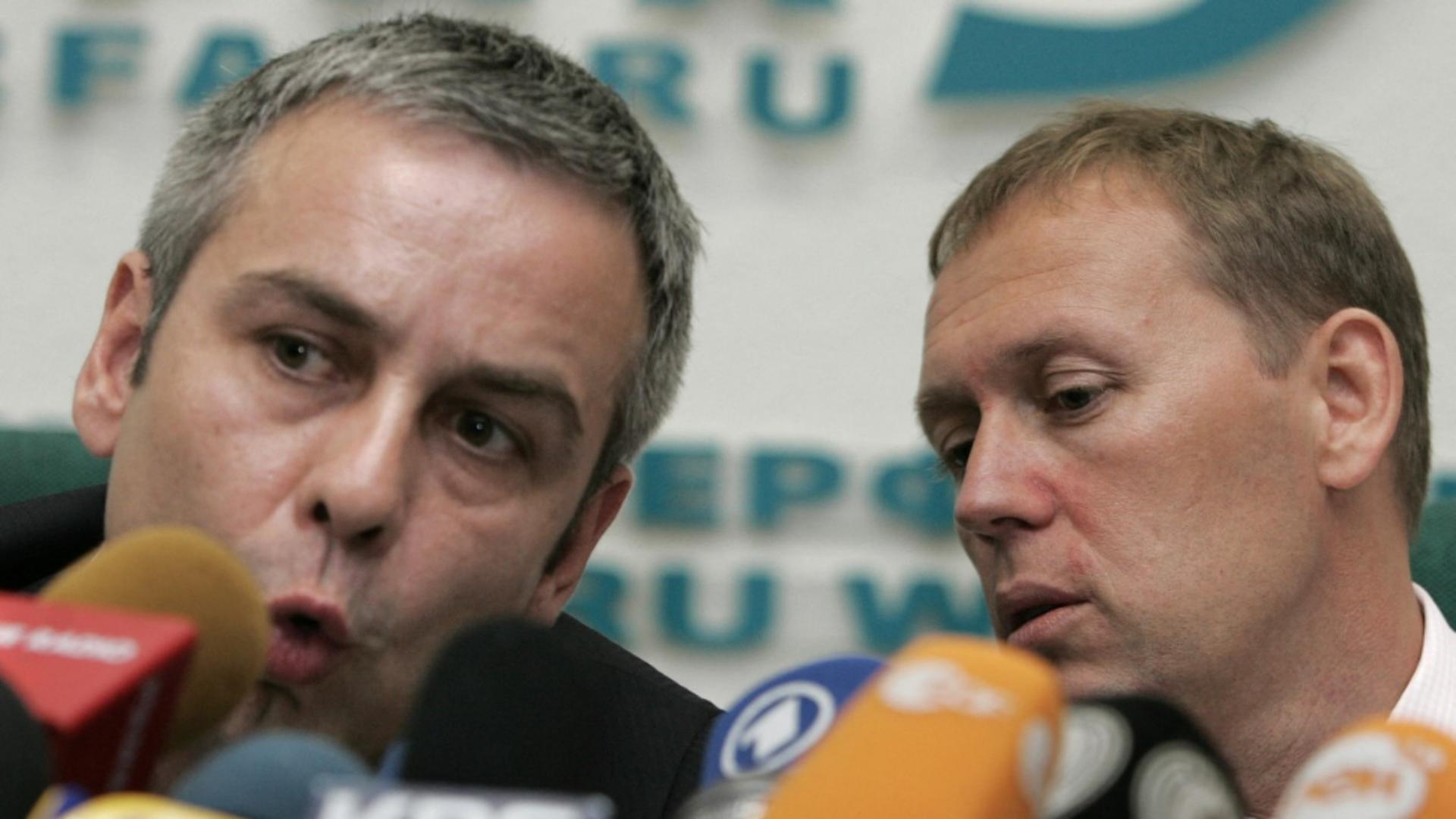 Dmitri Kovtun (stânga) și Andrei Logovoi. Foto Profimedia
