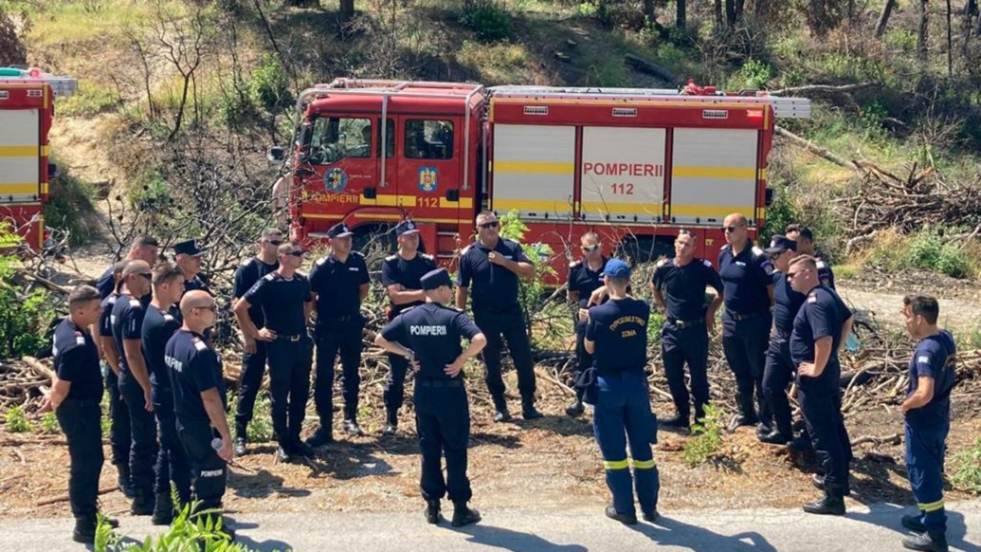 PRIMA misiune de intervenție în stingerea incendiilor din Grecia - 28 de pompieri români se află în Schimatari