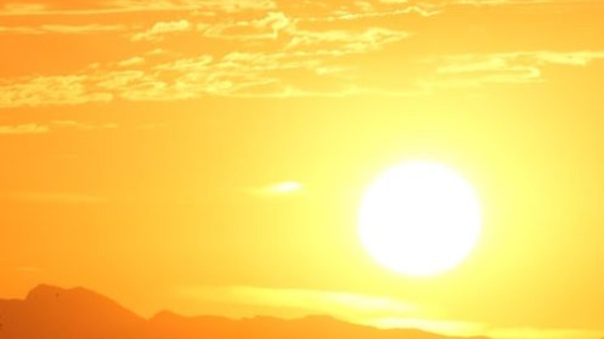 IULIE - cea mai călduroasă lună din an. Temperatura maximă absolută în luna lui Cuptor: 44,3 grade Celsius