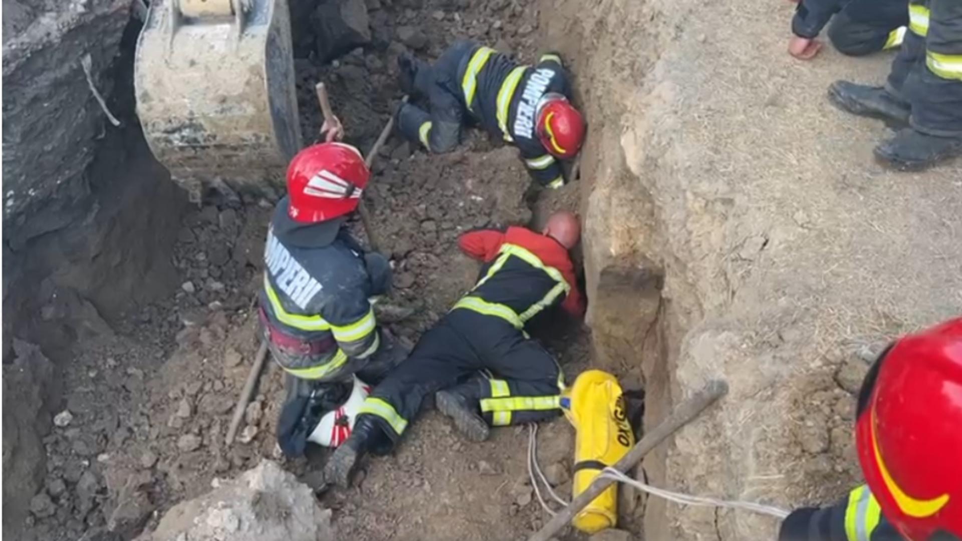 Un mal de pământ a căzut peste 2 muncitori: un bărbat a MURIT - VIDEO