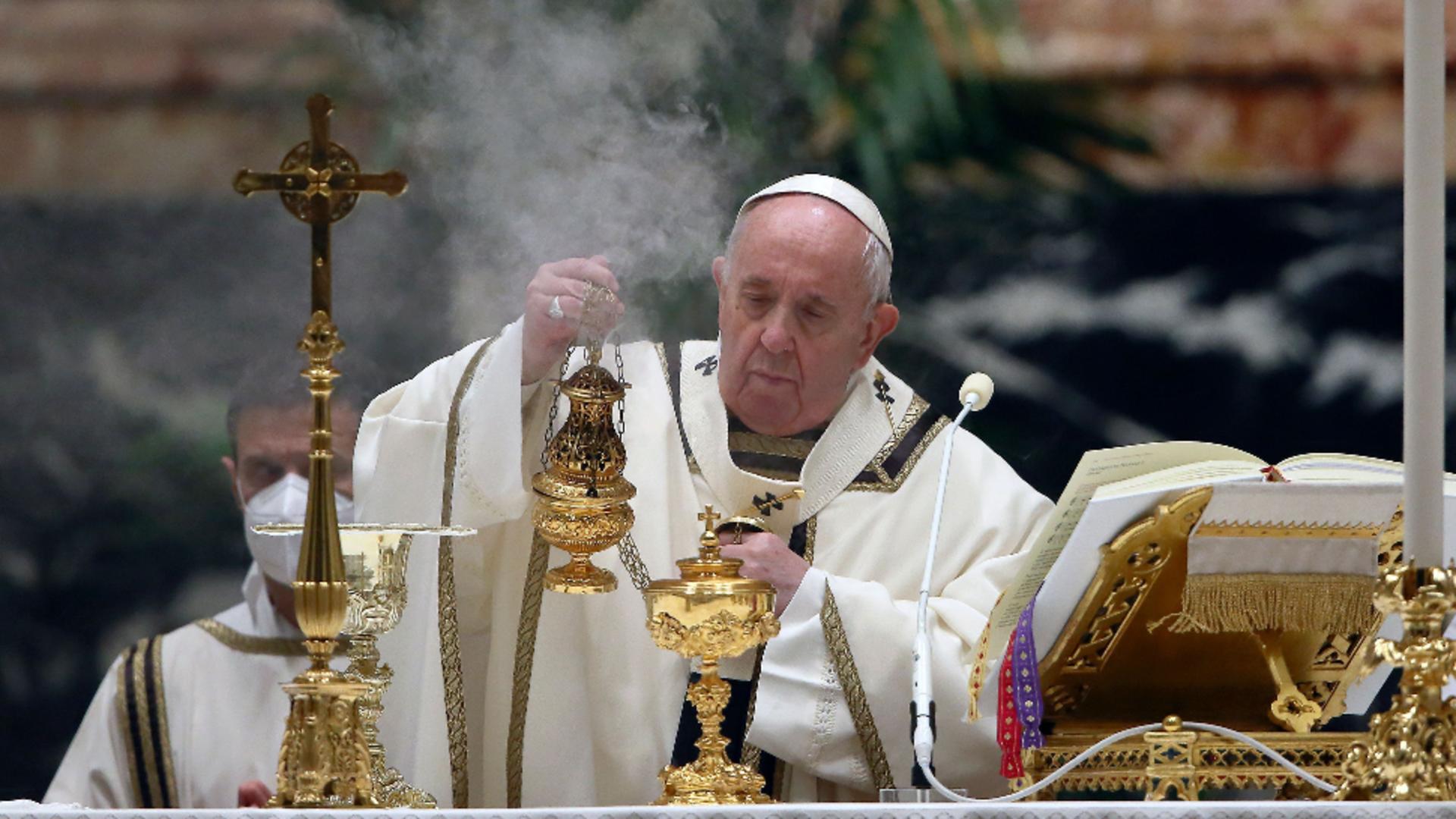 Papa Francisc, apel pentru încetarea războiului