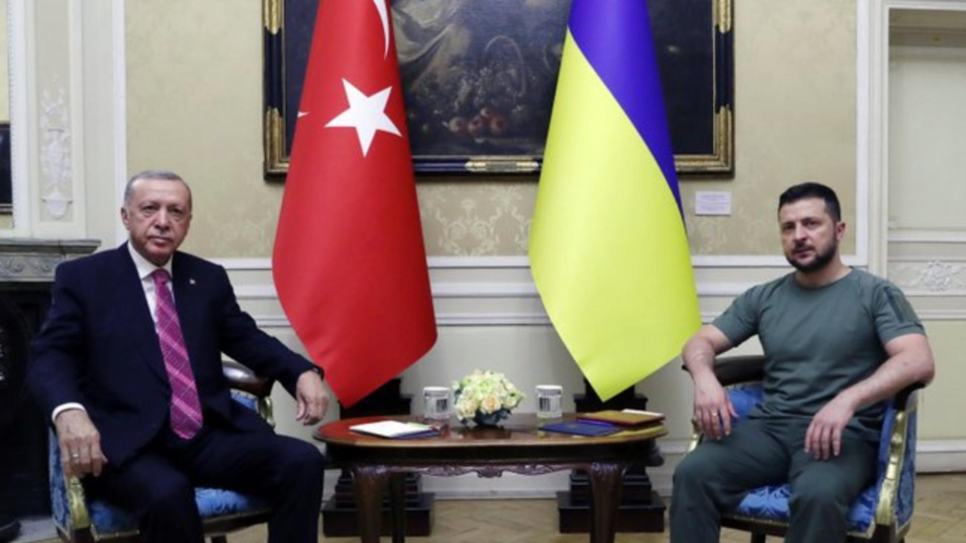 Întâlnire istorică - Președintele Turciei, Recep Erdogan, și președintele Volodimir Zelenski, în Ucraina