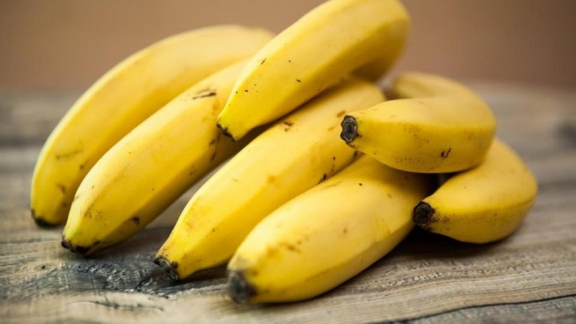 Banane -  imagine de arhivă