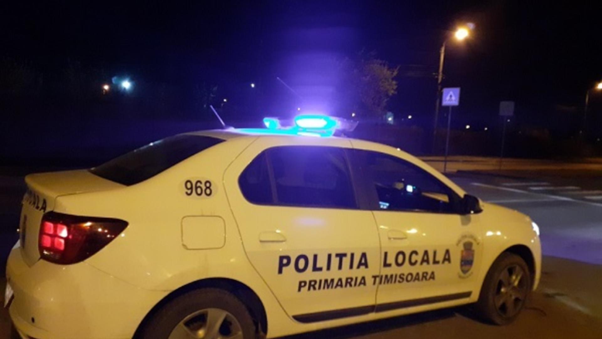 INCREDIBIL! Polițist local, călcat cu mașina de șoferul drogat pe care tocmai îl amenda VIDEO