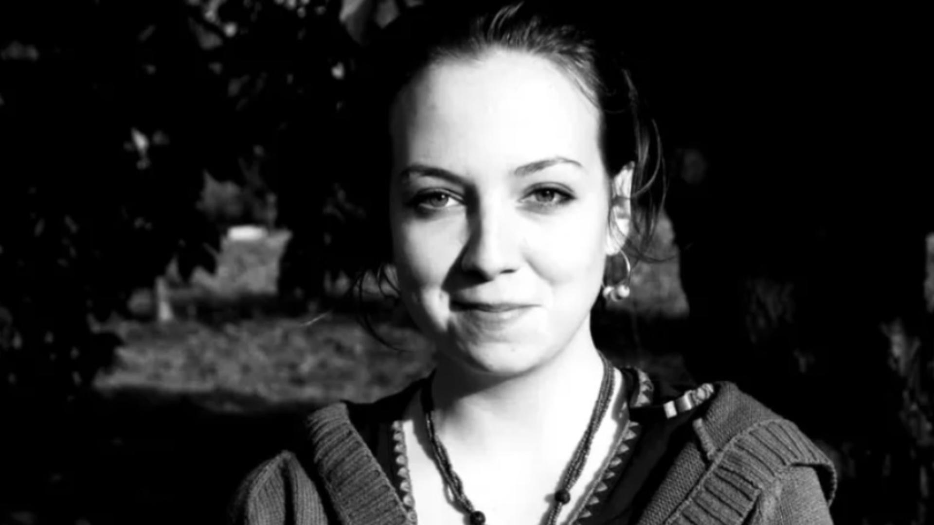 Cine era tânăra artistă româncă lovită de o mașină în Italia și lăsată să moară pe marginea drumului
