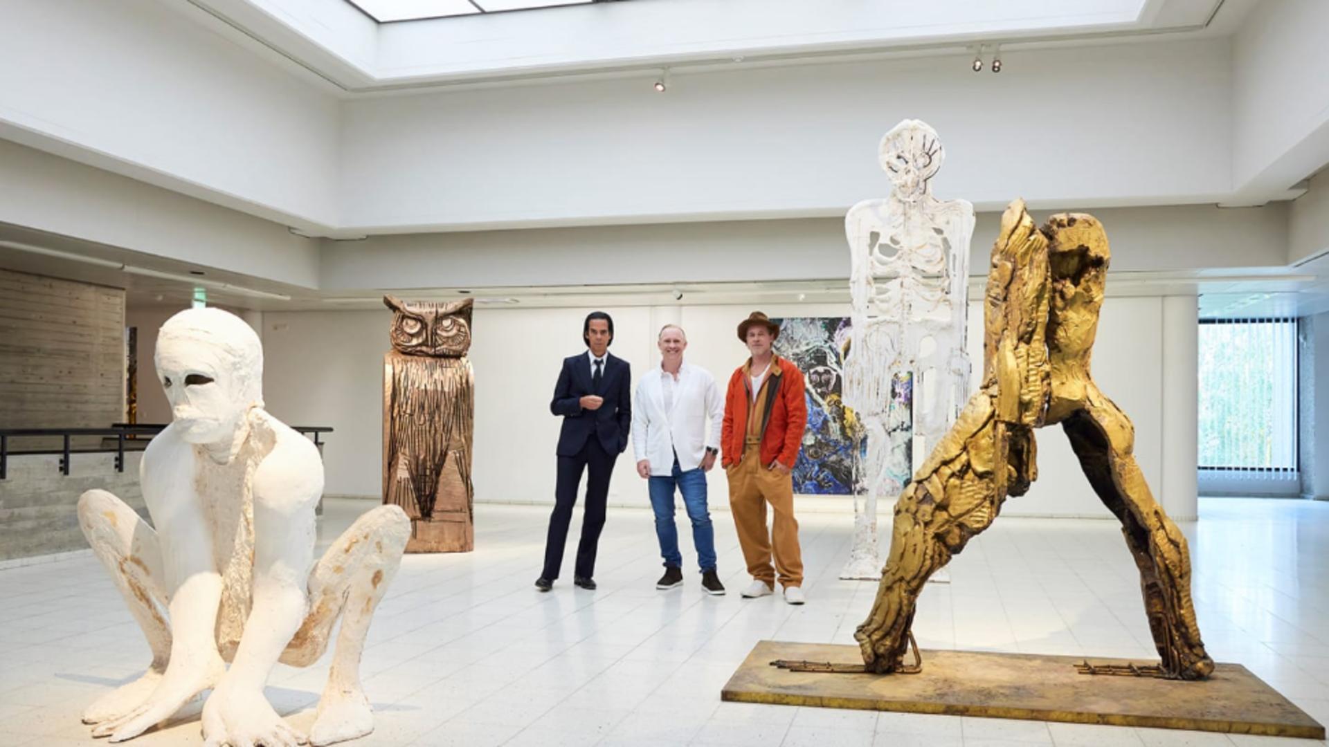 Debut surprinzător al lui Brad Pitt ca sculptor - Ce fel de lucrări a expus celebrul actor în Finlanda