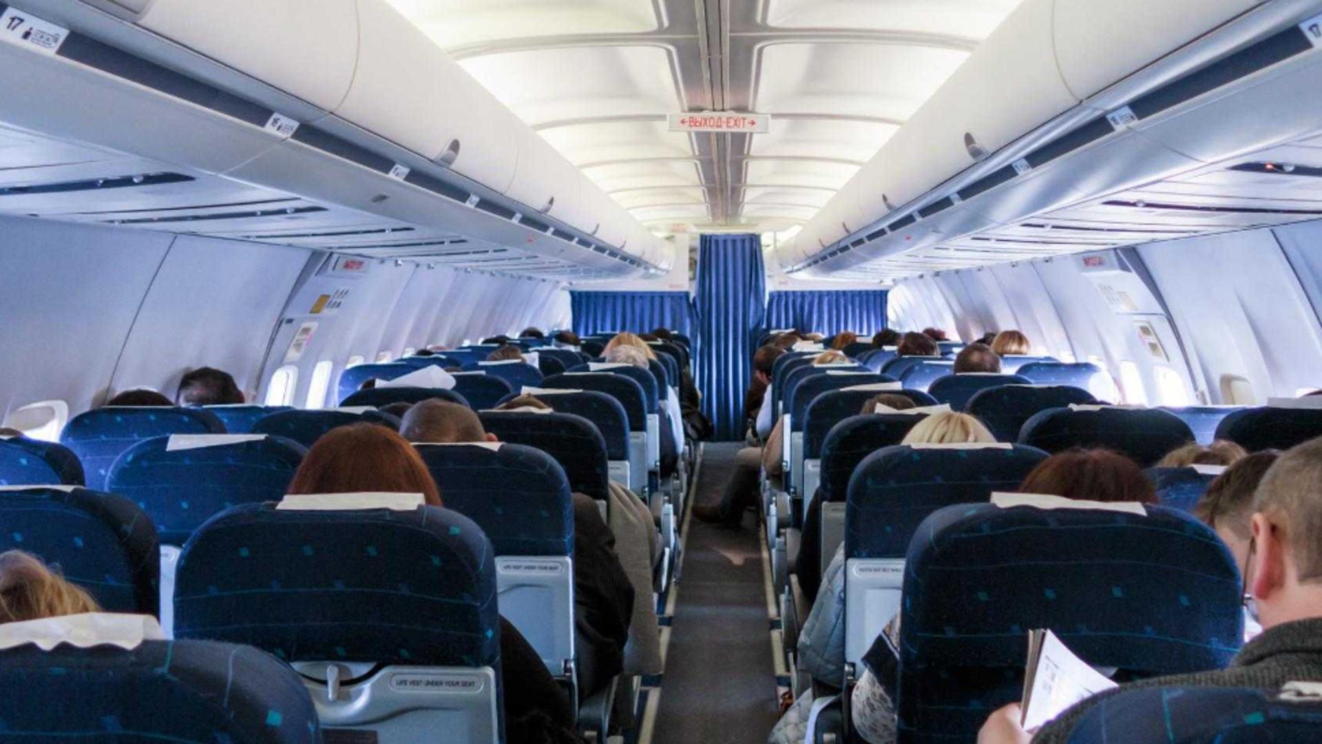 Germania renunță la purtarea măștii sanitare în avioane - Unde rămâne obligatorie 
