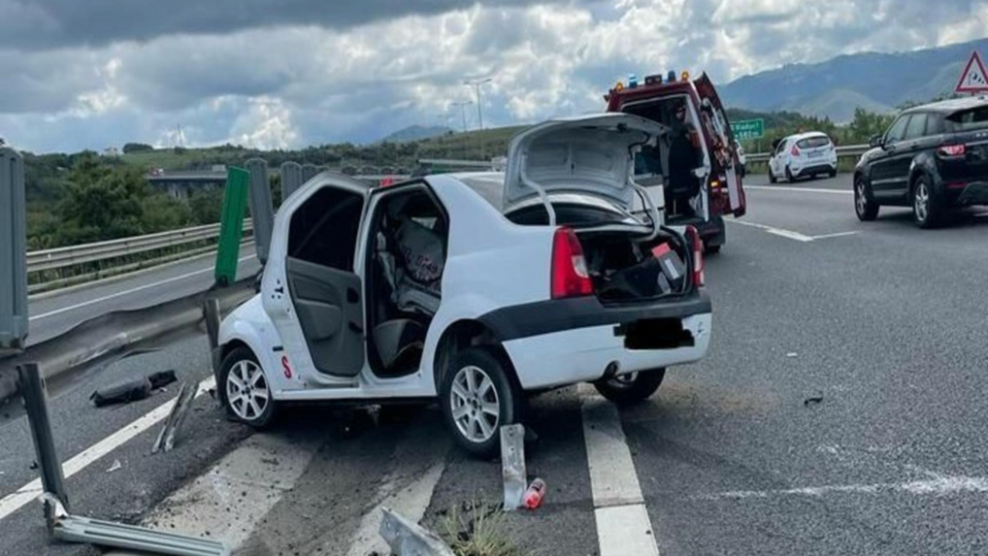 Moarte violentă pe A1, în Sibiu - Un bucureștean de 51 de ani a murit pe loc după ce a intrat cu mașina în parapet