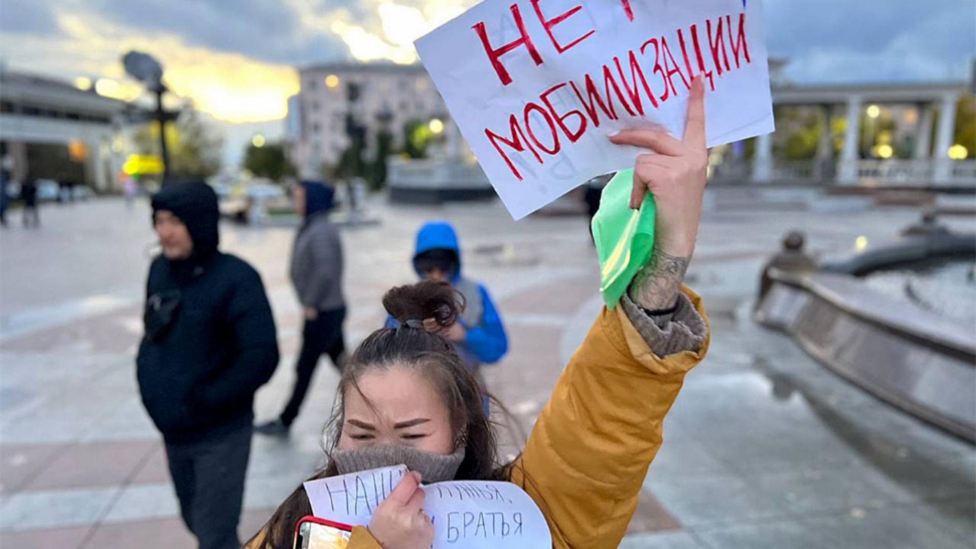 Rușii au început protestele împotriva mobilizării. Foto/Baikal People