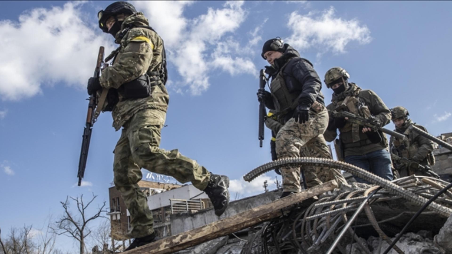 Război Ucraina-Rusia. Schimbare de strategie - Contraatacul asupra rușilor se amplifică în est