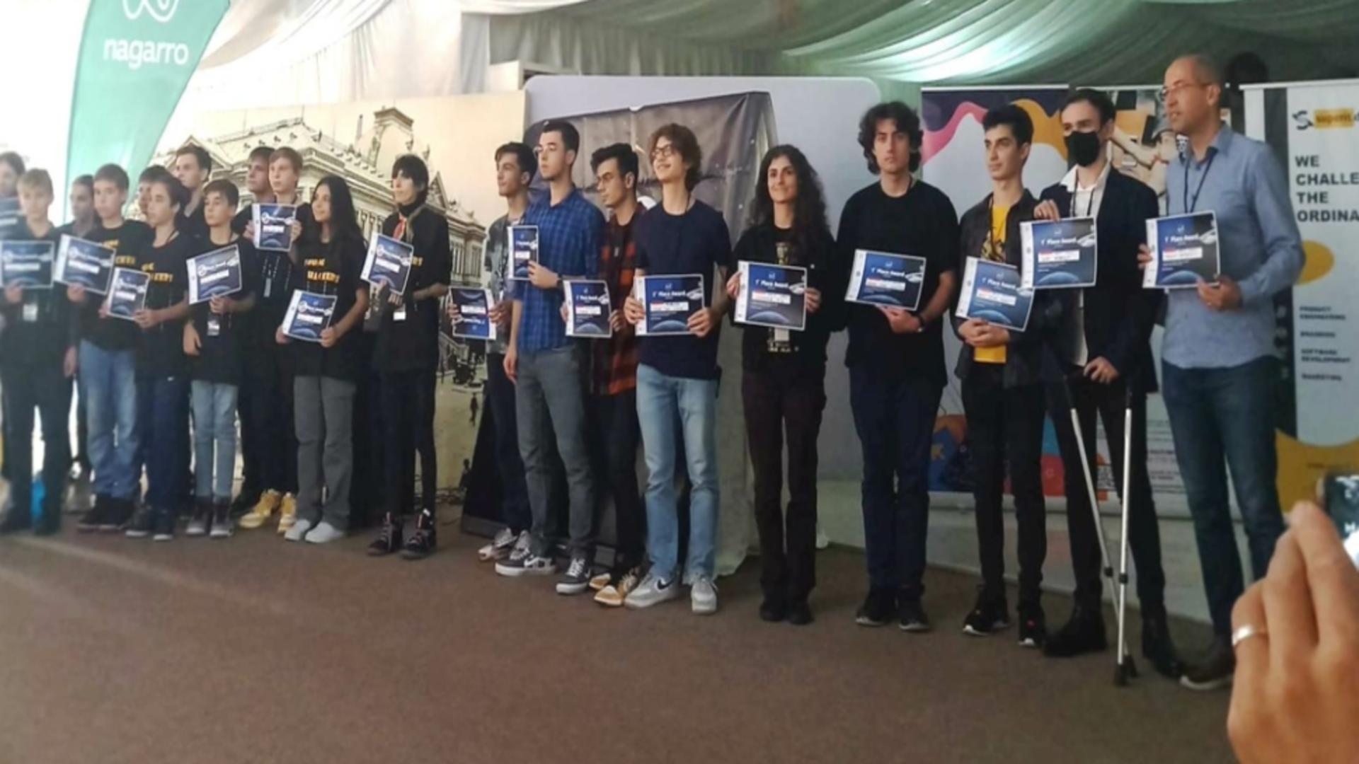 Premianți concurs NASA Space Apps Challenge Hackathon Craiova 2022