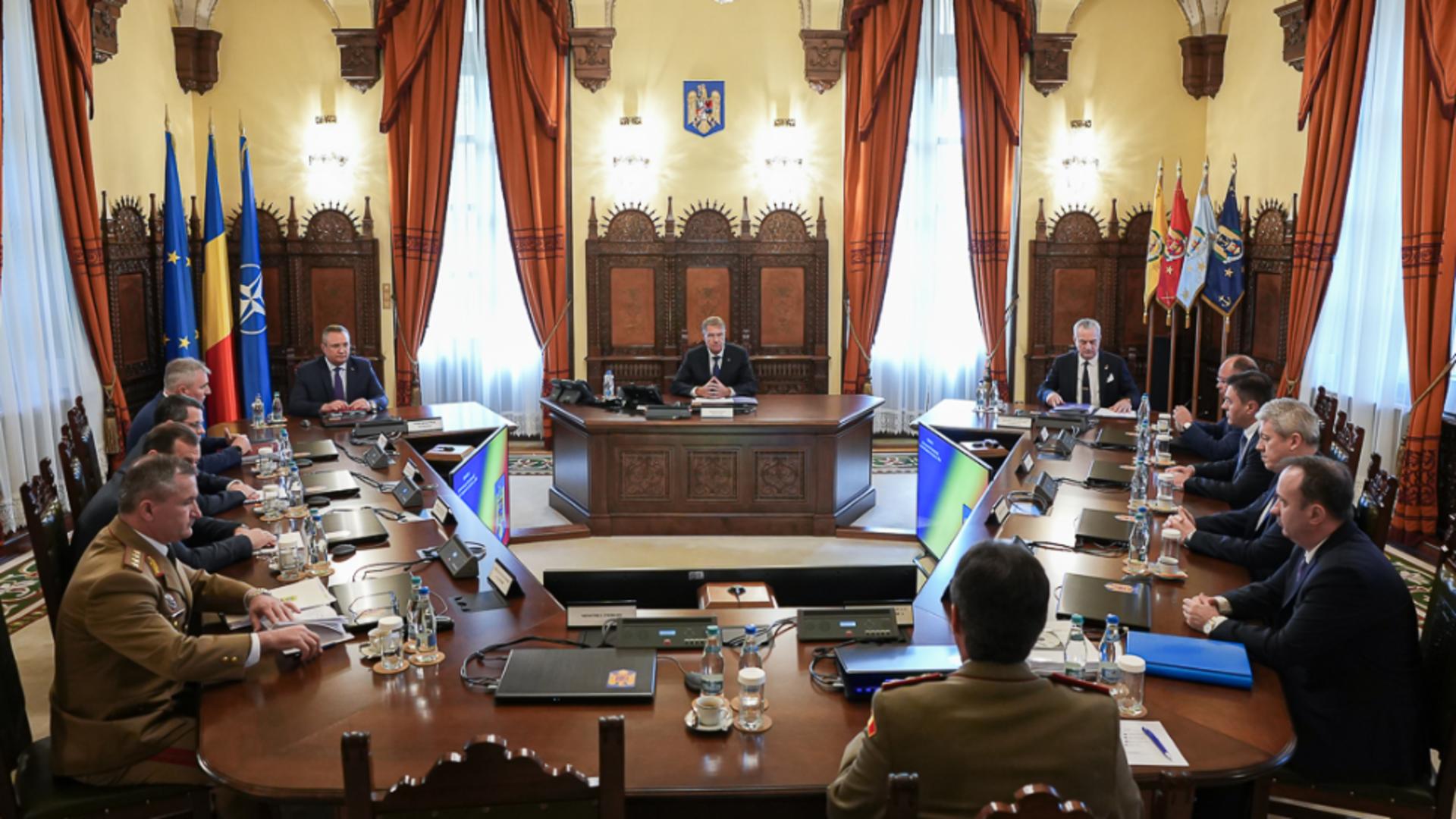 Măsurile luate în CSAT - Obiectivul prioritar al României rămâne întărirea securității și a apărării naționale