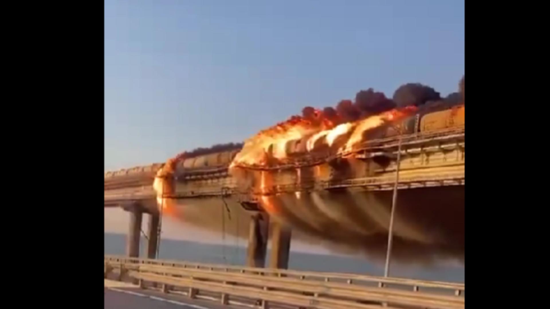 Explozie Podul Kerci din Crimeea / Captură Twitter