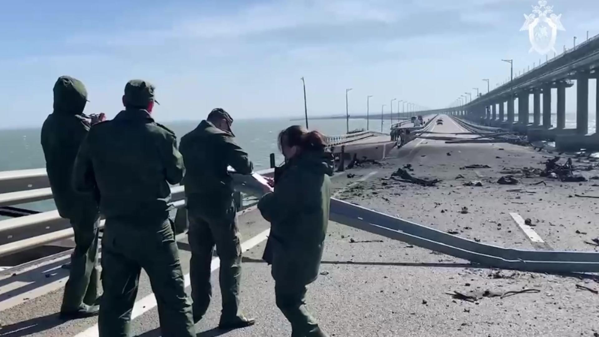 Podul Kerci, care leagă Crimeea de Rusia, a fost lovit din nou – S-a înregistrat o explozie puternică