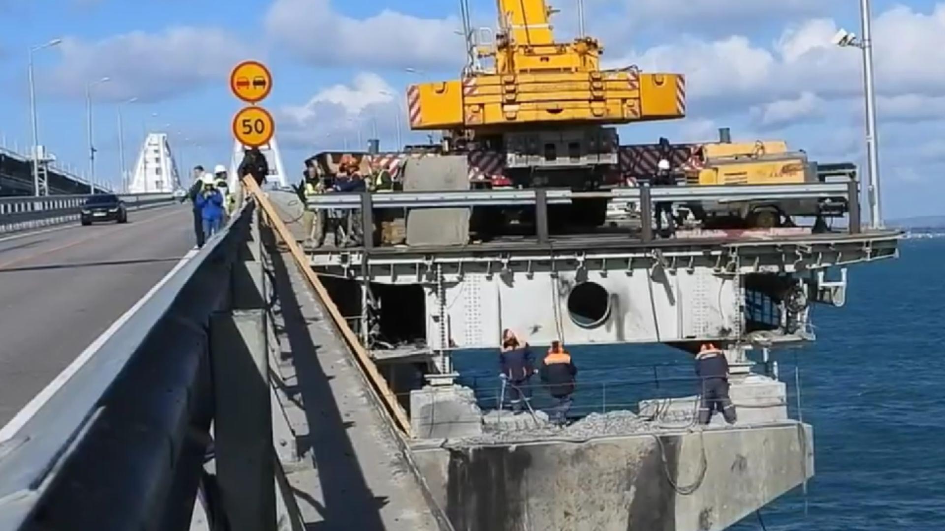 Reparații la Podul peste Strâmtoarea Kerci (captură video) 