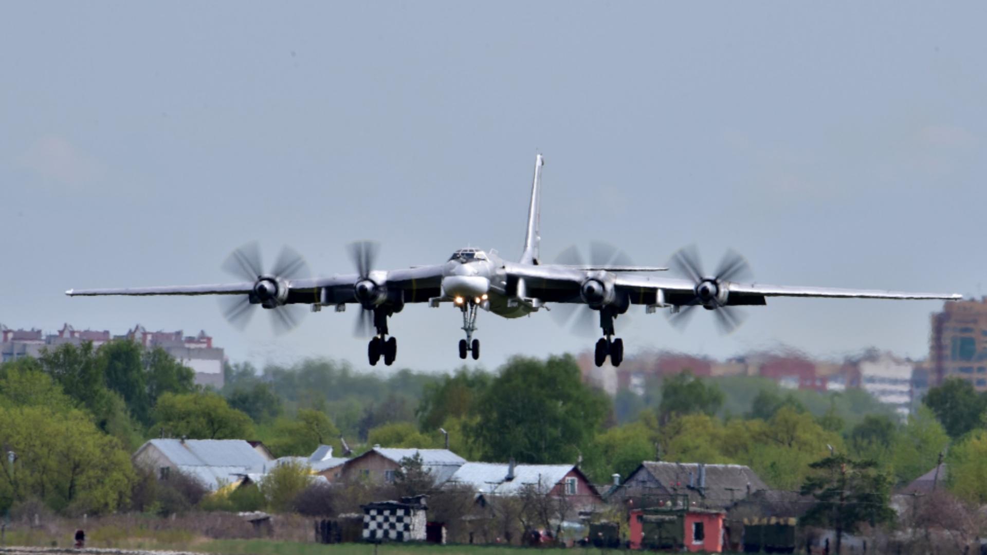 Avionul rusesc Tupolev TU-95. Foto/Profimedia