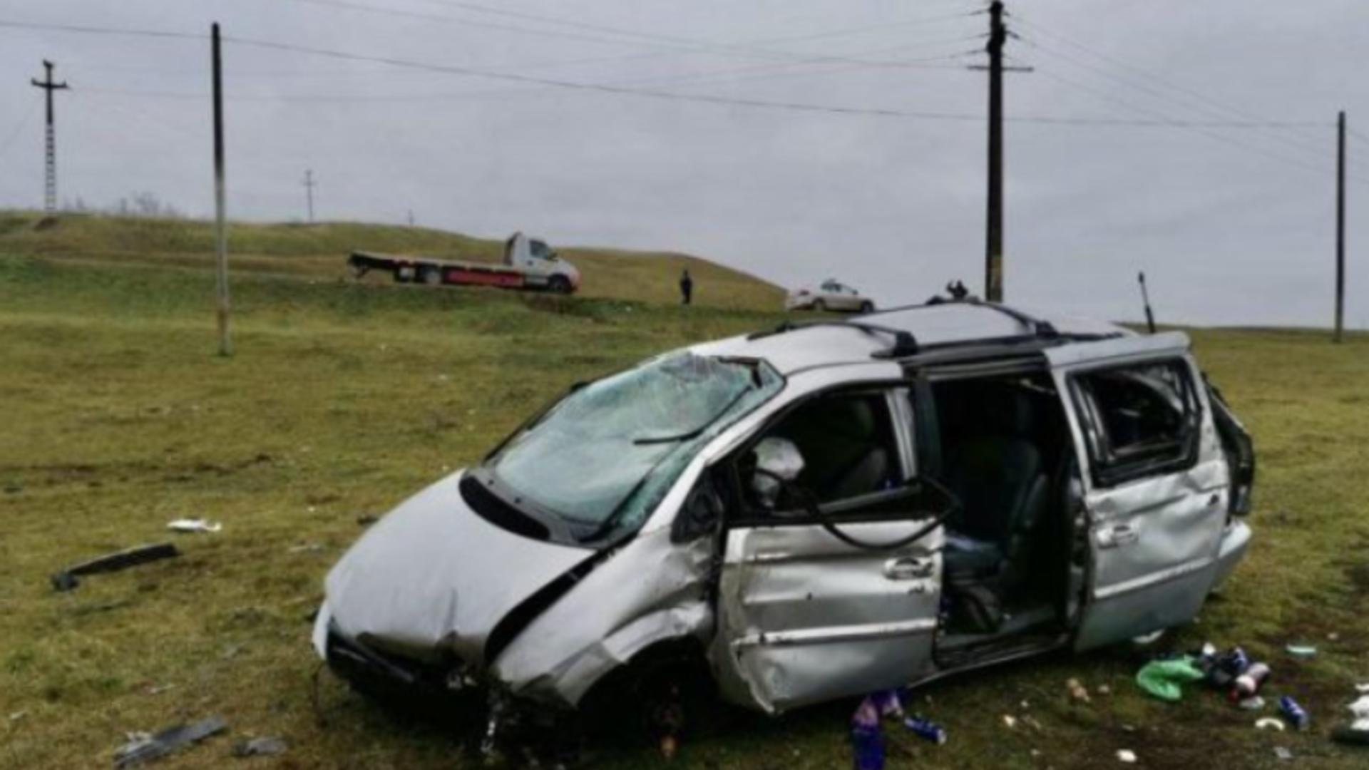 Mașină implicat în accident/ Captură foto Ziarul de Iași
