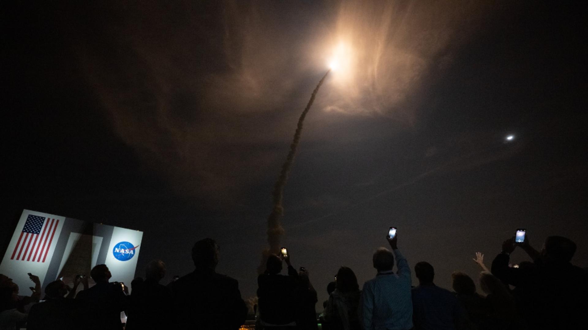 Artemis 1 în momentul decolării. Foto/Profimedia