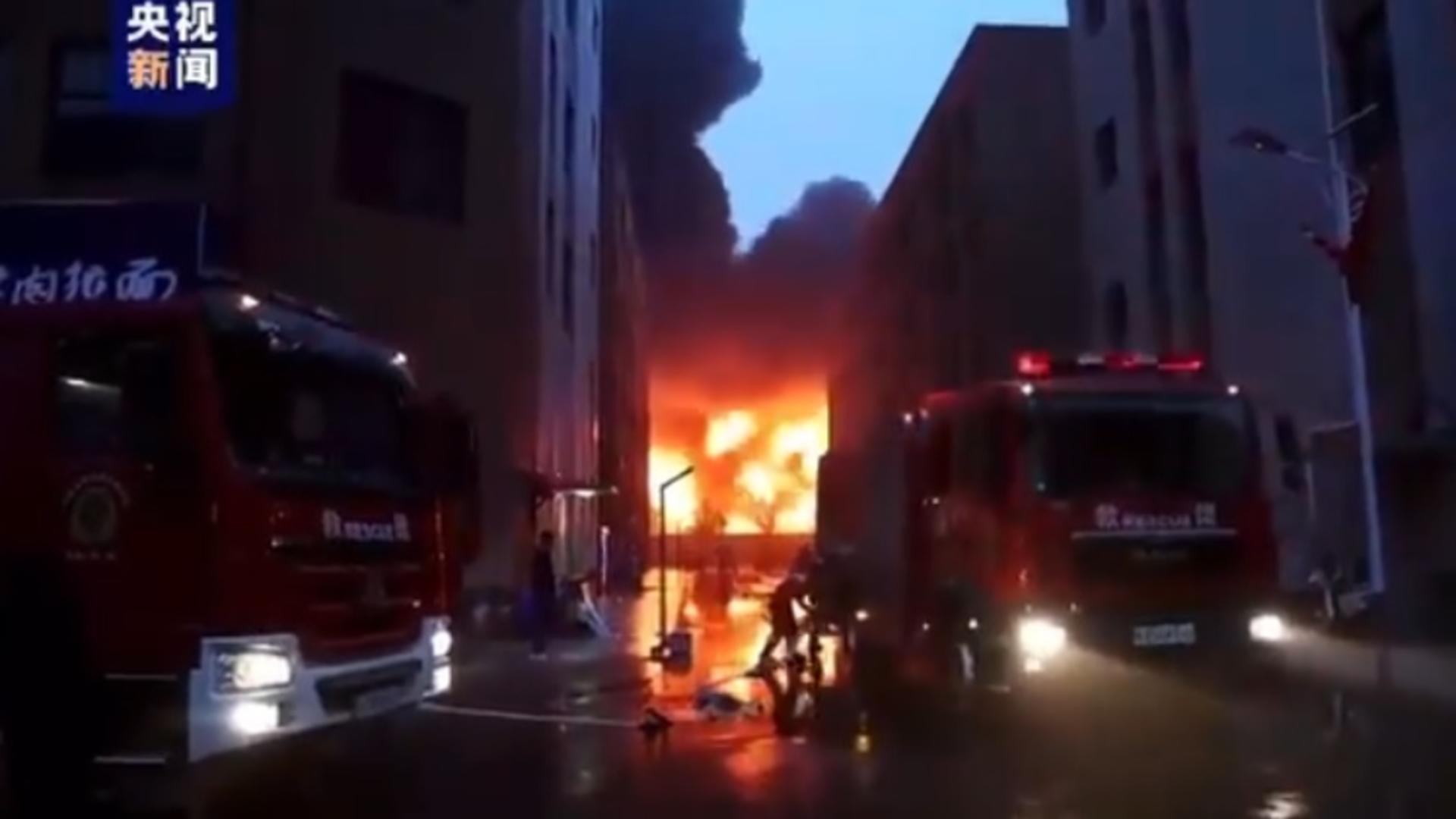 Incendiu devastator, la o fabrică din China: cel puțin 38 de morți