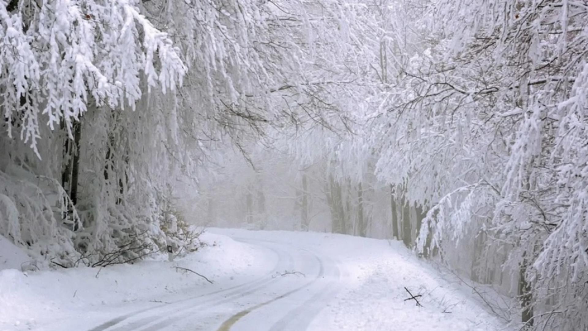 România, lovită de ninsori însemnate, în weekend - HARTA zonelor afectate