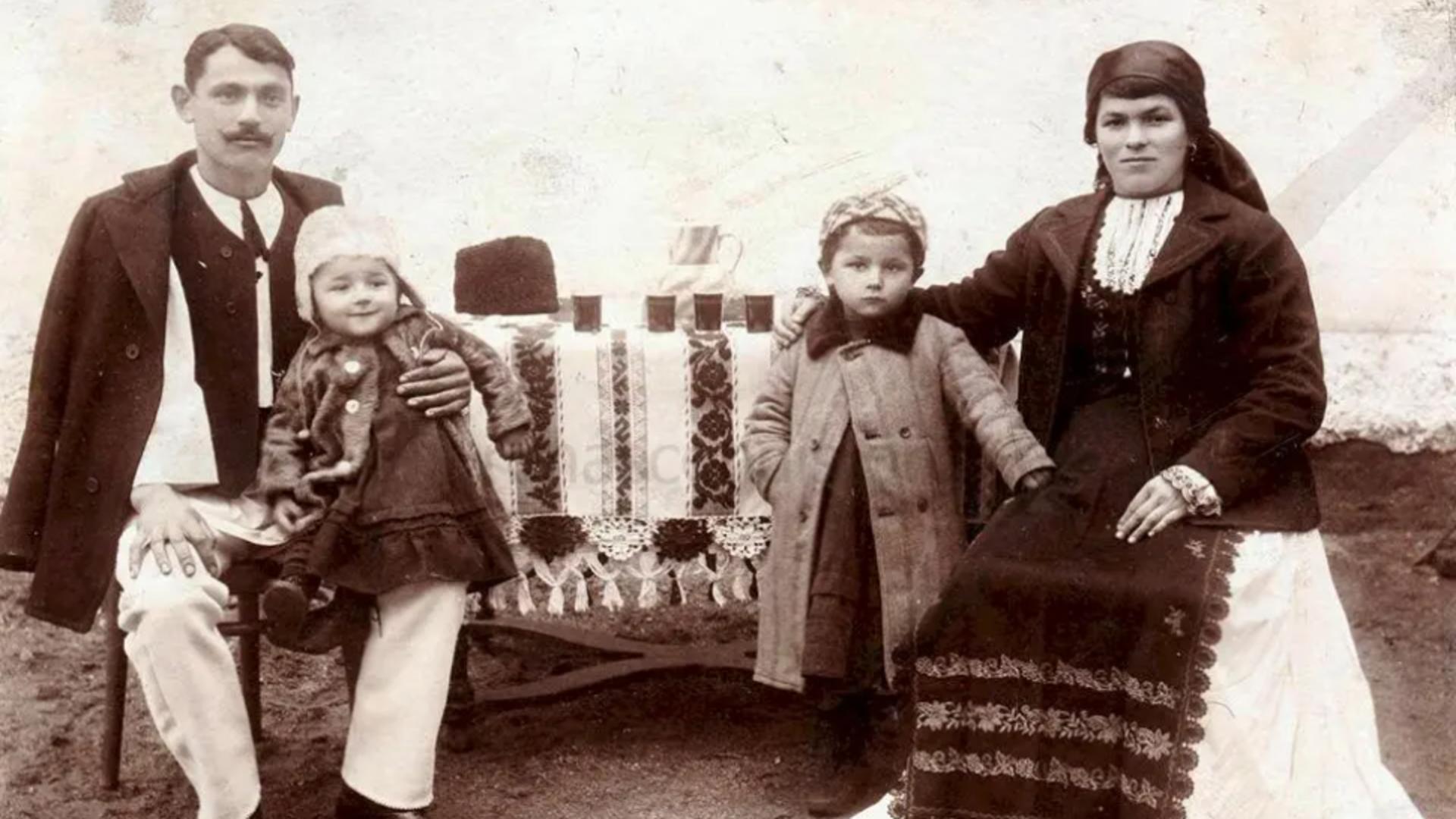 Familie țărănească circa 1900