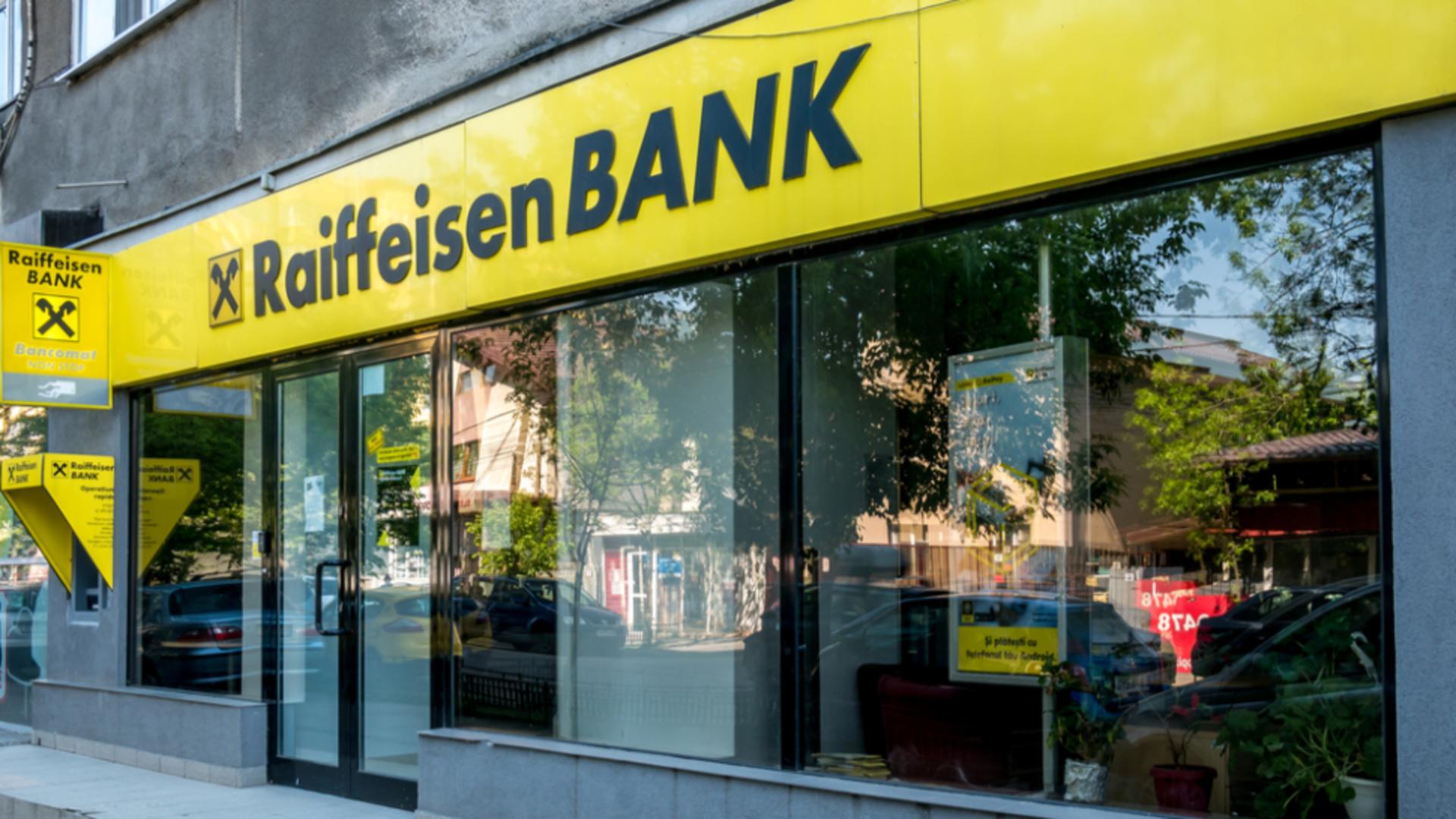 Raiffeisen Bank anunță probleme cu unele plăți